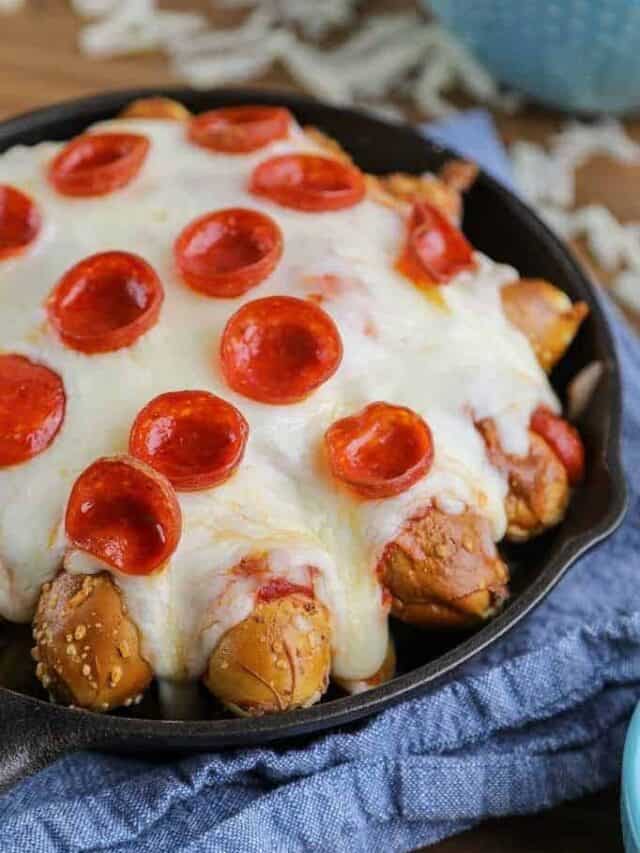 Pretzel Pizza Nachos in a skillet