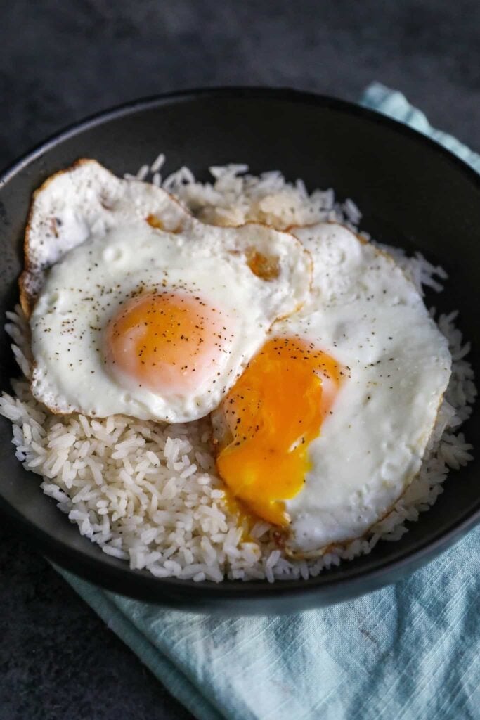  perfect fried eggs