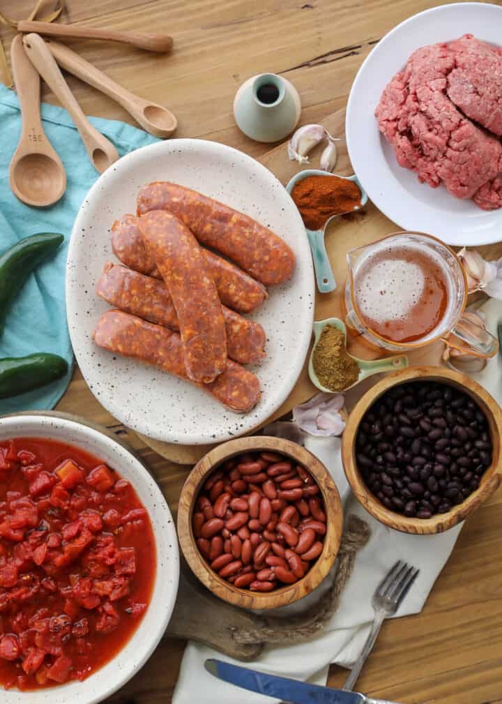Ingredients needed for beer & chorizo chili